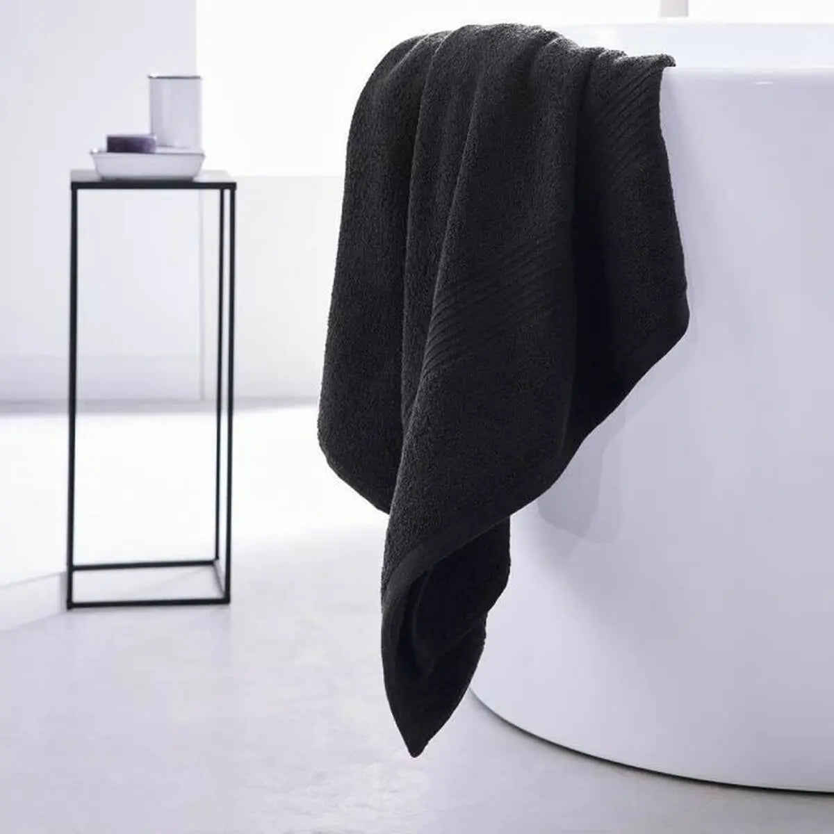Serviette de toilette TODAY Essential Maxi 90 x 150 cm Noir Mamm