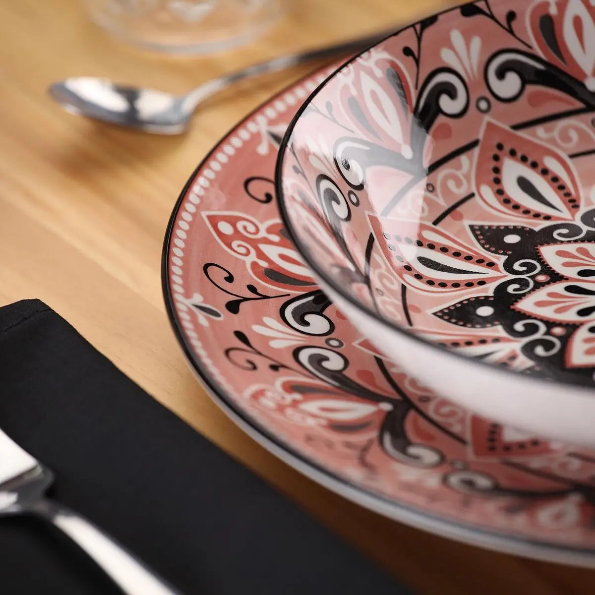 Assiettes Versa Rose Porcelaine 18 Pièces - MAMM®