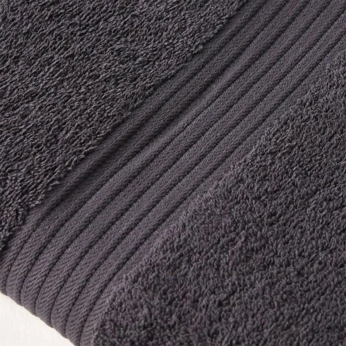 Serviette de toilette TODAY Essential Maxi 90 x 150 cm Noir Mamm